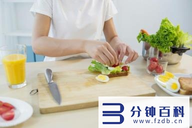 鸡蛋糕蒸多长时间(鸡蛋糕怎么蒸好吃又嫩)插图1 鸡蛋糕蒸多长时间(鸡蛋糕怎么蒸好吃又嫩)插图1