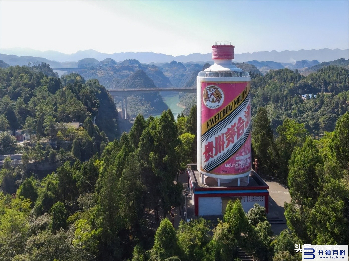 茅台经销商怎样加盟(茅台直营店加盟费4800万)插图1 茅台经销商怎样加盟(茅台直营店加盟费4800万)插图1