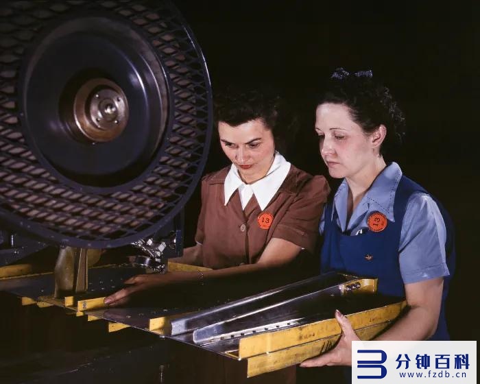 美国战争大片排行前十(美国战争片排名前十的电影)插图15 美国战争大片排行前十(美国战争片排名前十的电影)插图15